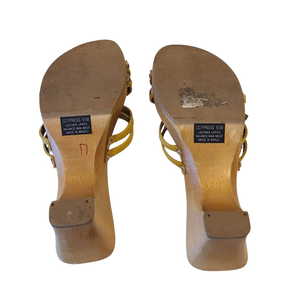 VTG Candies Leather Wooden Platform 6.5 Flower Y2K Heels Sandals Yellow Brown - Picture 8 of 10